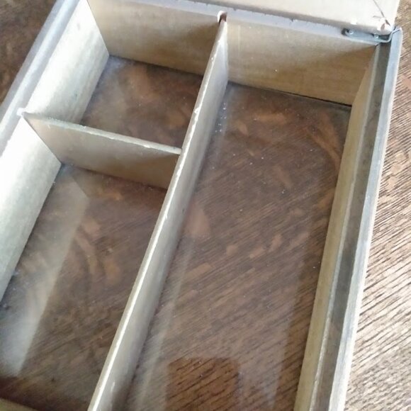 Vintage/Antique Gold and Blue Jewelry Box (needs TLC) - Picture 7 of 13